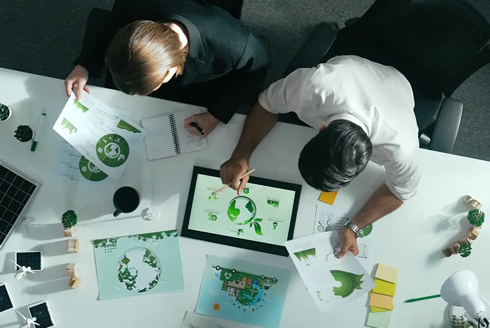 services | Partners in success always 3 خدمات 2 1